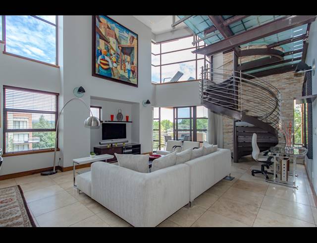 2 BEDROOM PENTHOUSE RENTED IN MELROSE ARCH